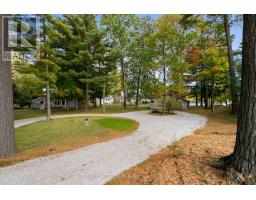 300 & 302 Isobel Lane, Tay Valley, ON K7H3L8 Photo 8