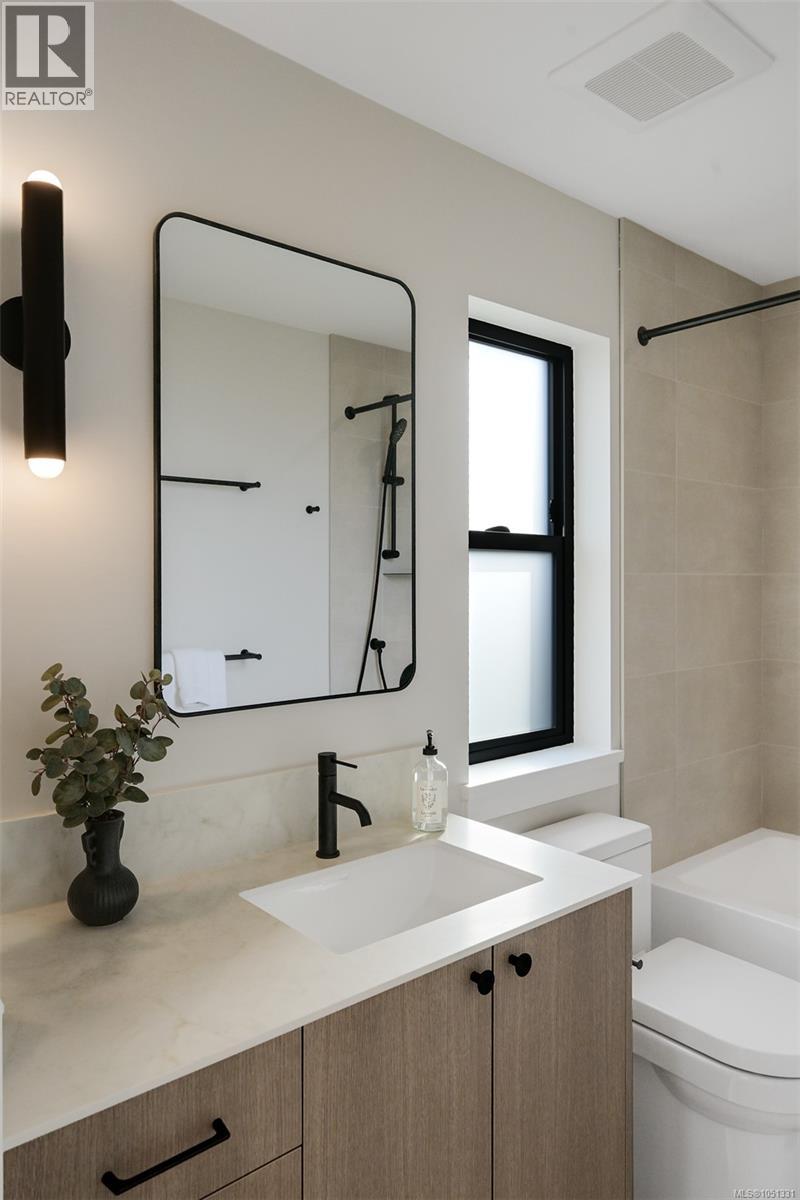 #2 2100 Allenby St - Image 51