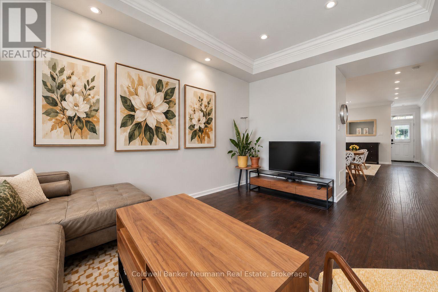 909 FARMSTEAD DRIVE - 10