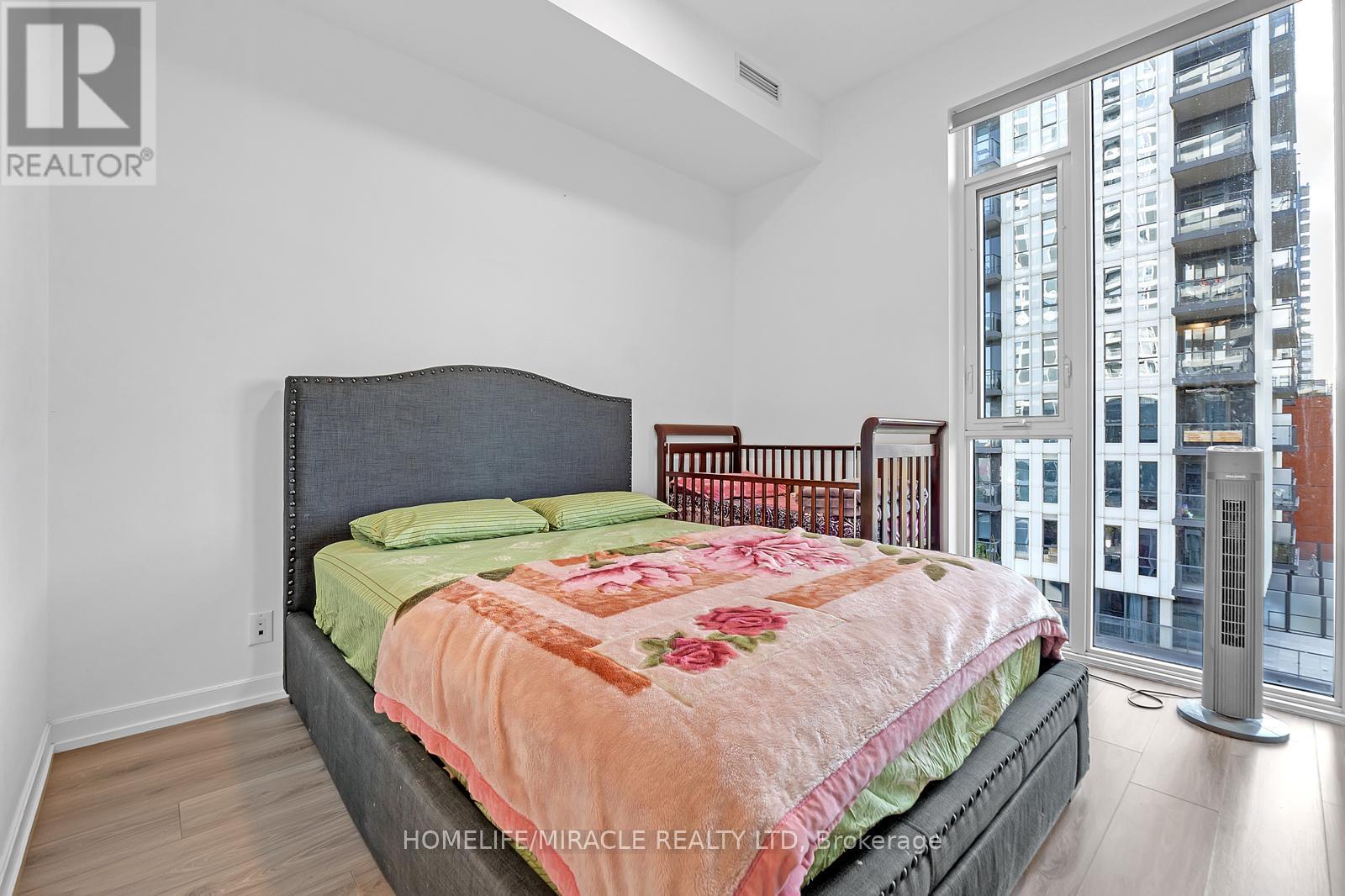 #607 20 TUBMAN AVENUE - 14