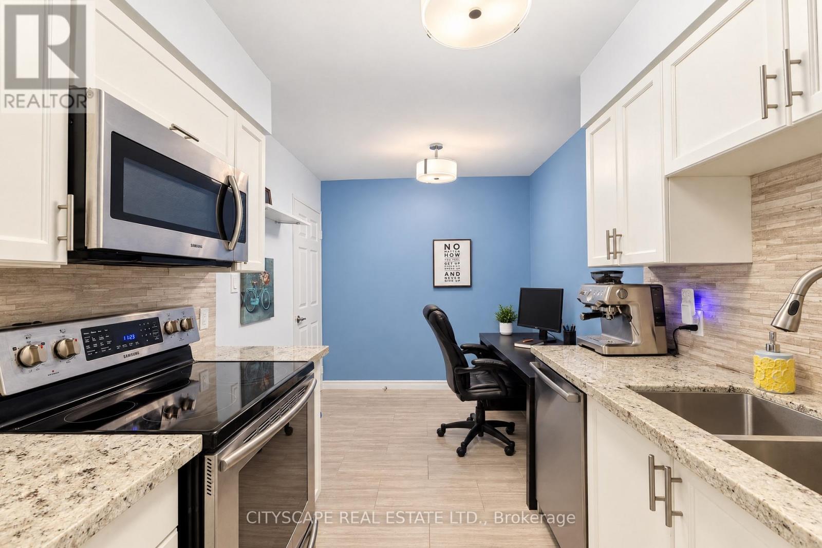 #211 35 MERTON STREET - Image 10