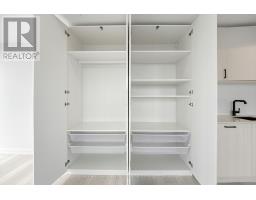 3807 - 1 Quarrington Lane, Toronto, ON M3C0S4 Photo 12