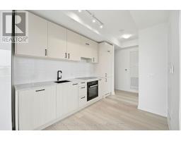 3807 - 1 Quarrington Lane, Toronto, ON M3C0S4 Photo 9