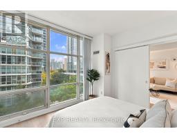 301 - 9 Spadina Avenue, Toronto, ON M5V3V5 Photo 17