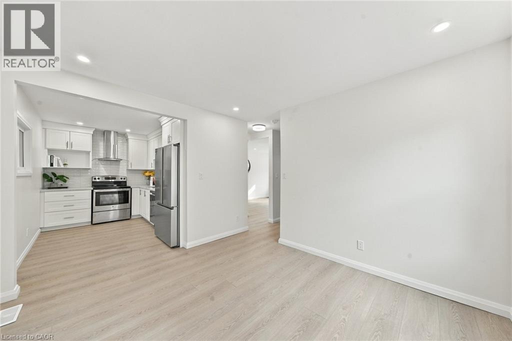 294 EAST 28TH Street, Hamilton — photo 9