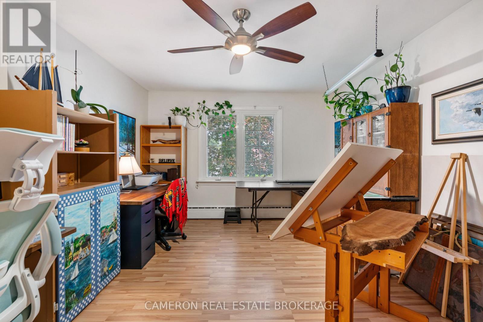 16 KENT CRESCENT - 15