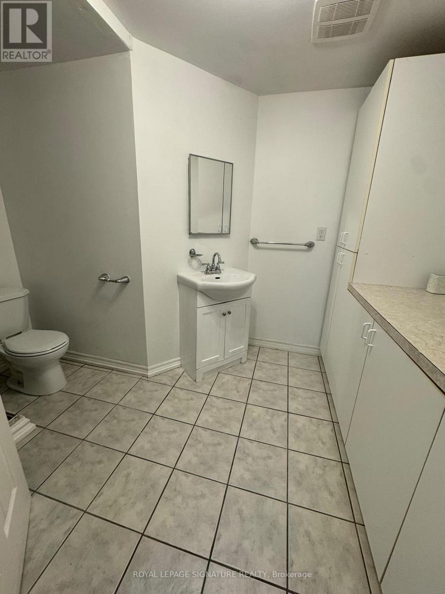 Lower- 1107 Beaver Valley Crescent, Oshawa, ON