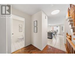 57 - 3 Brisby Mews, Toronto, ON M1P5H7 Photo 20