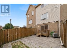 57 - 3 Brisby Mews, Toronto, ON M1P5H7 Photo 33
