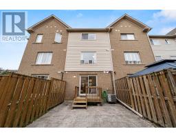 57 - 3 Brisby Mews, Toronto, ON M1P5H7 Photo 34