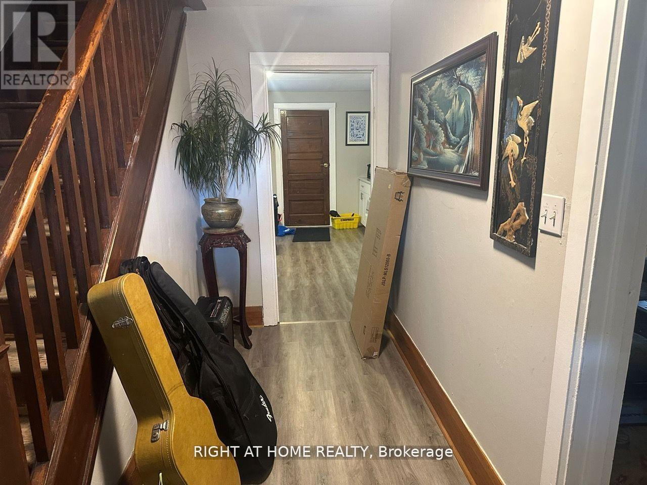 522 Kingston Road West, Ajax, ON photo 8