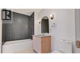 4 1721 Adanac St, Victoria, BC V8R2C4 Photo 8