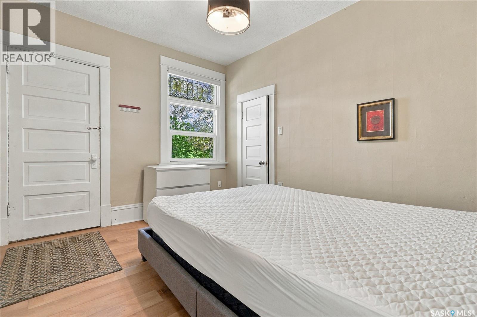 332 10th STREET E - 14