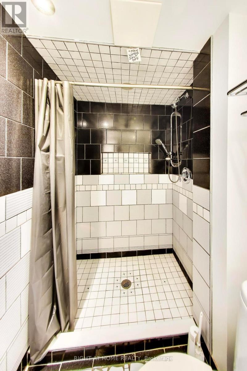 #3 46 THREE VALLEYS DRIVE - Image 22