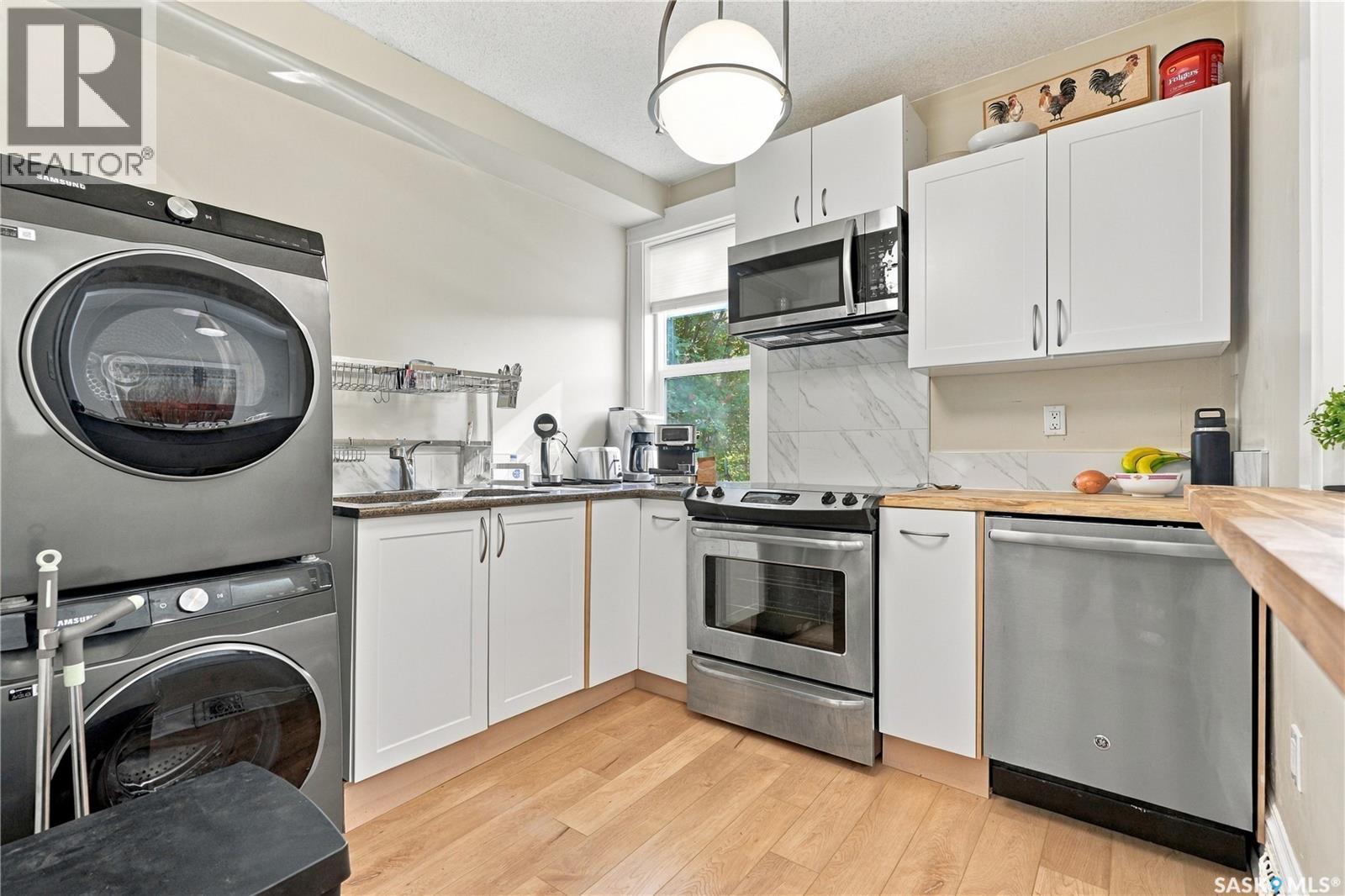 332 10th STREET E, Saskatoon — photo 9