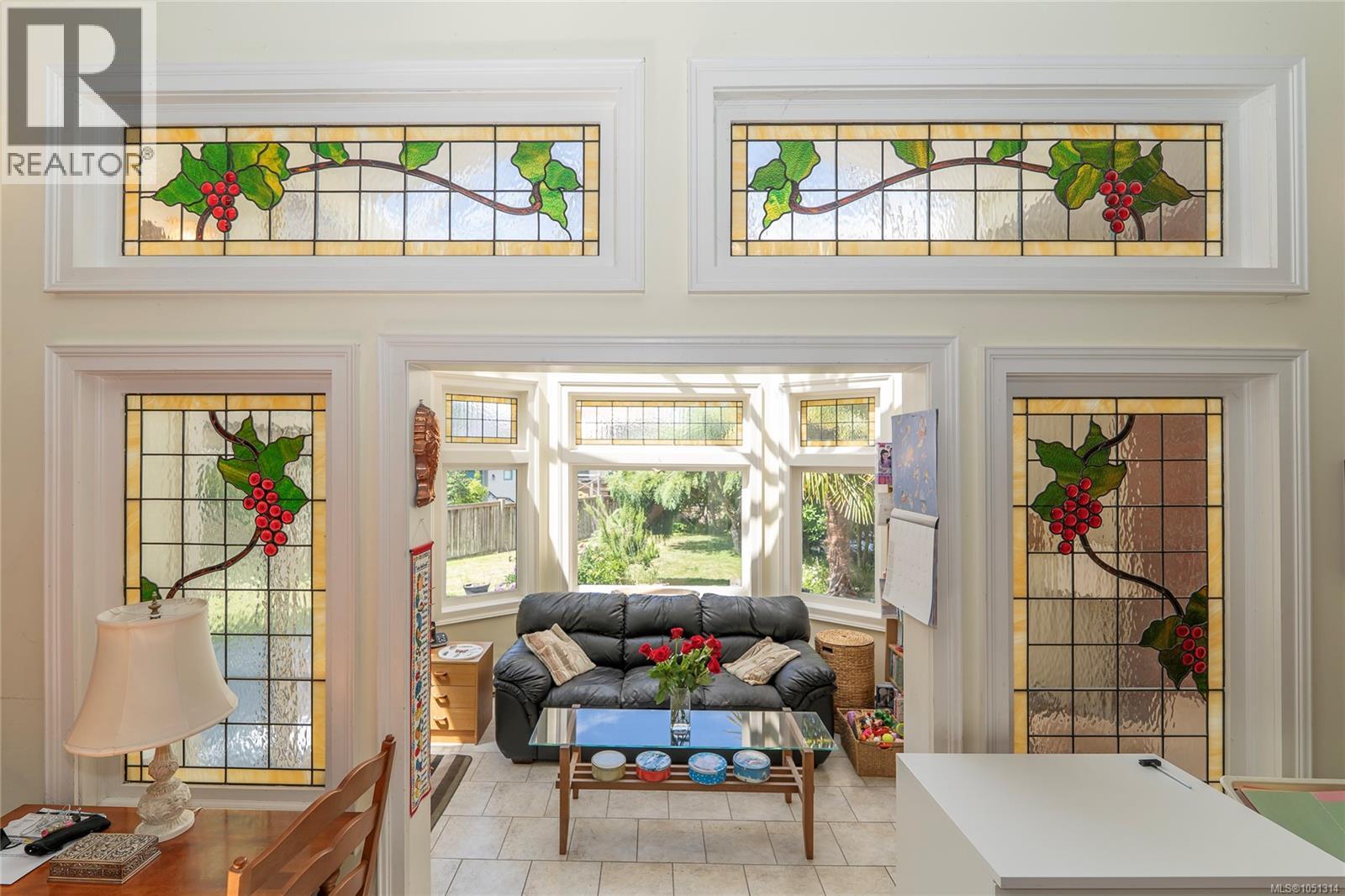 1377 Rockland Ave - 30