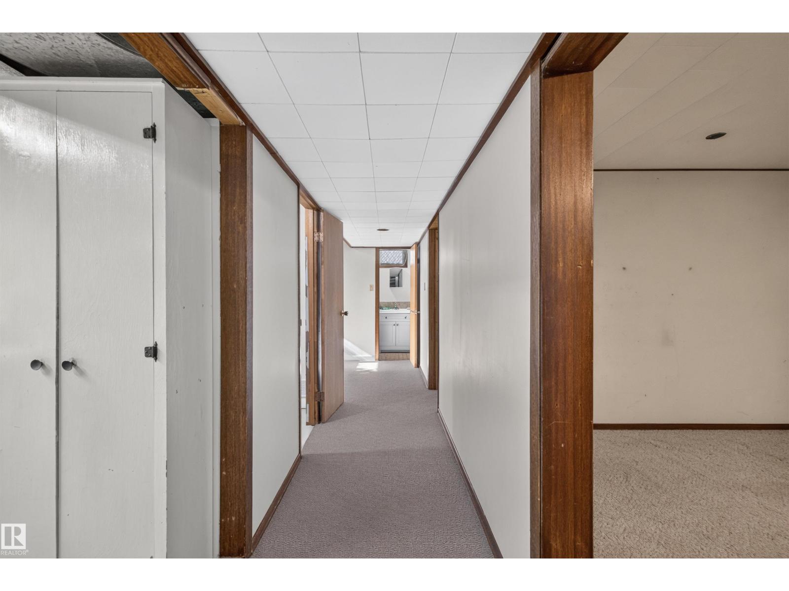 11119 137 Avenue NW, Rosslyn — photo 24 of 30: Property photo