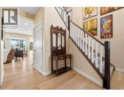 1613 Montrose Terrace SE - photo 4