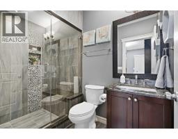 1613 Montrose Terrace SE - photo 39