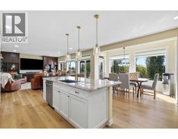 1613 Montrose Terrace SE - photo 11