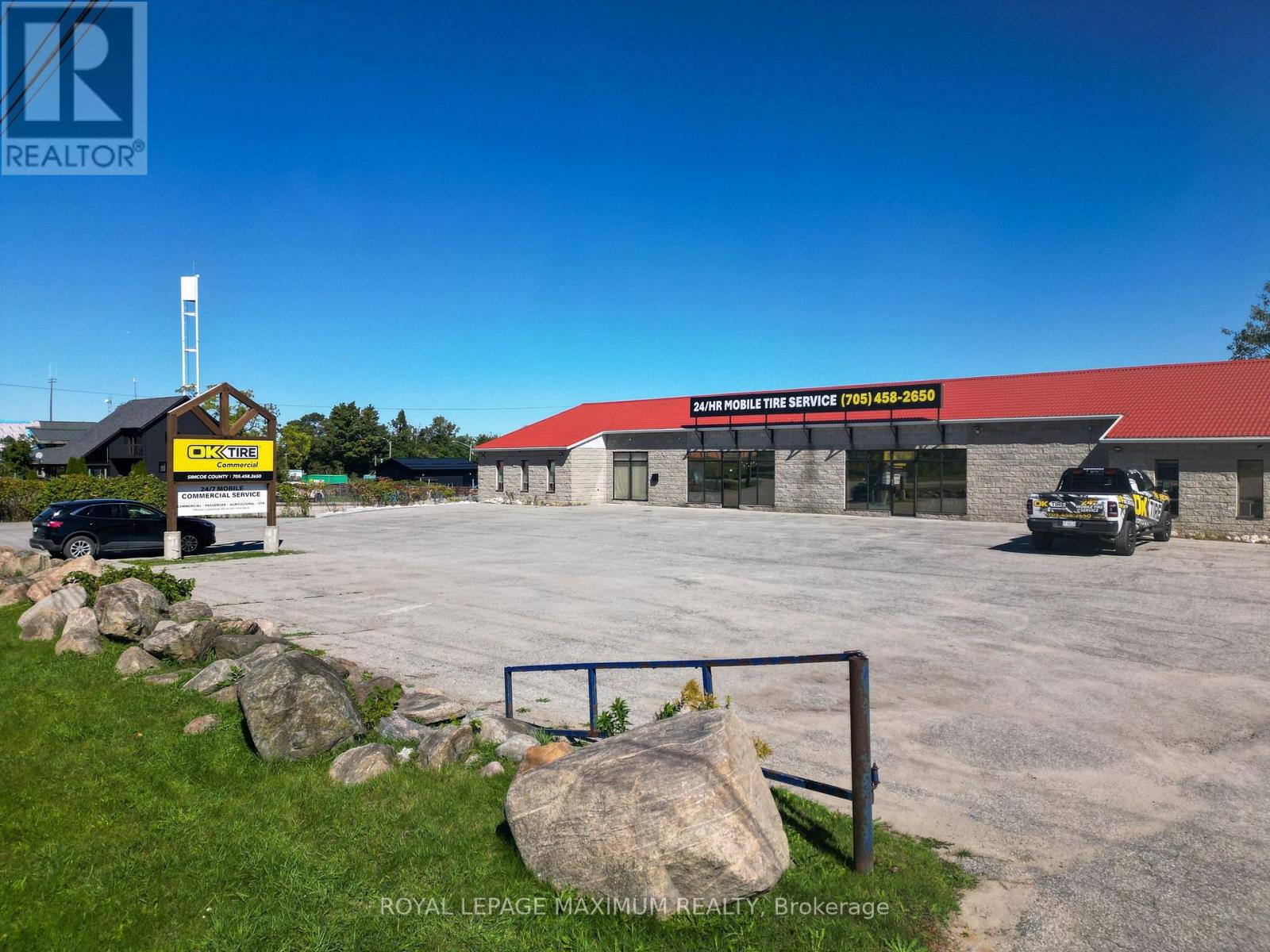 2007 Commerce Pk Drive, Innisfil photo 2