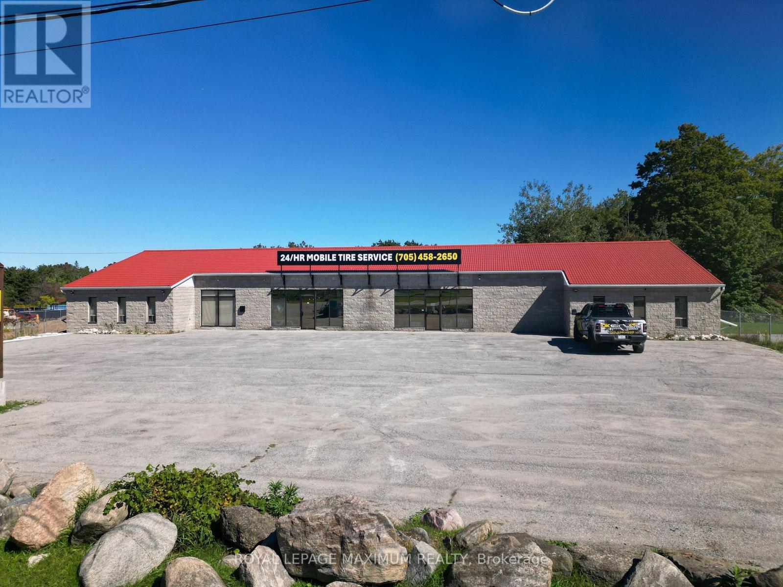 2007 Commerce Pk Drive, Innisfil photo 3