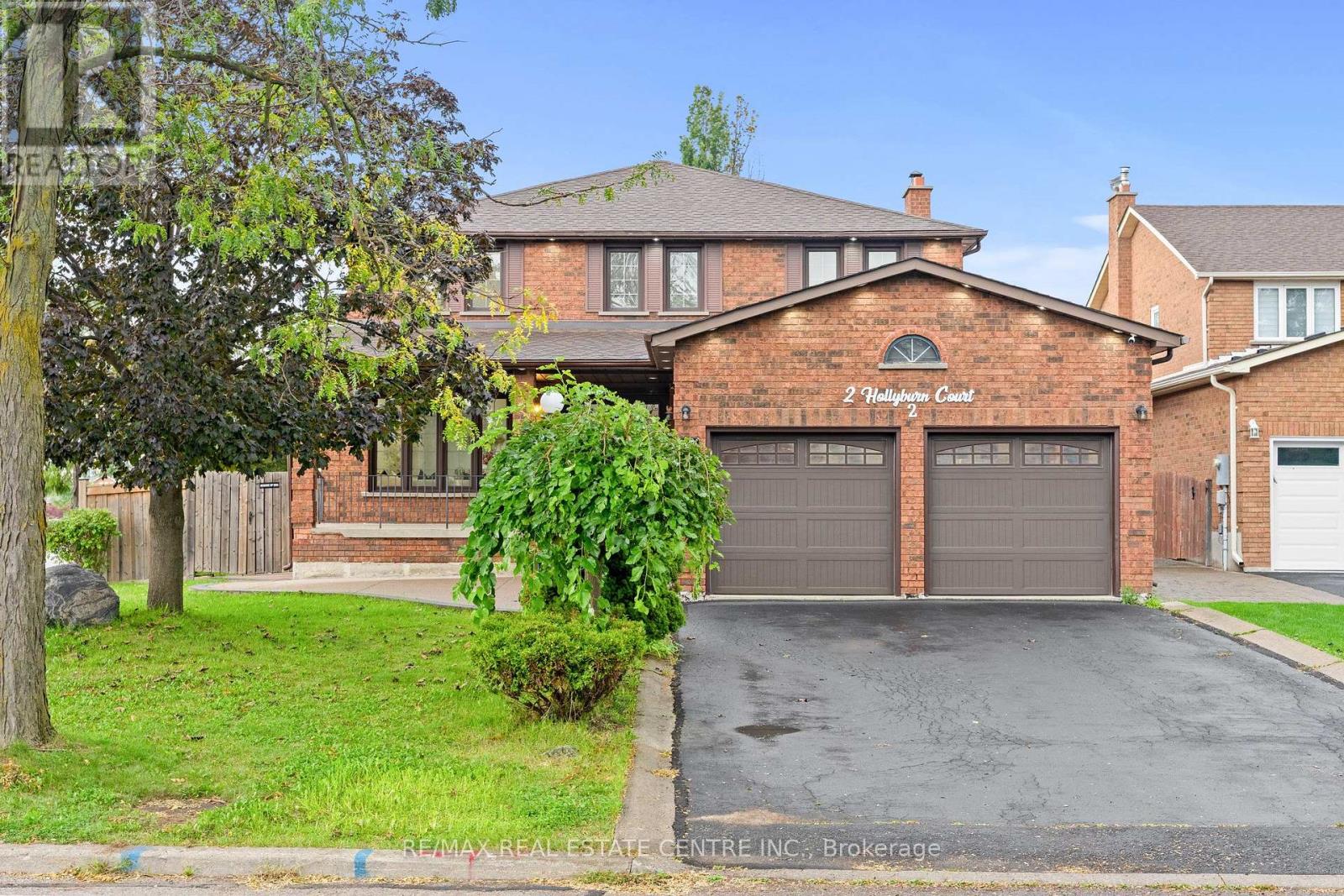 Photo of 2 HOLLYBURN COURT