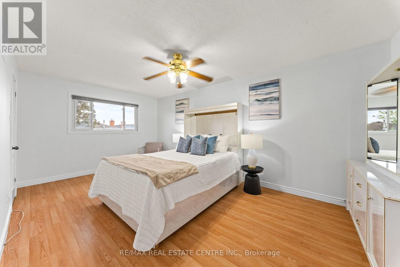 2 HOLLYBURN COURT - Image 23
