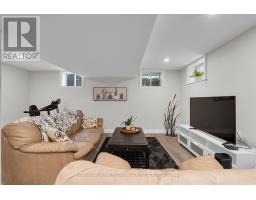 39 Howard Drive, Oro Medonte, ON L0L2E0 Photo 14