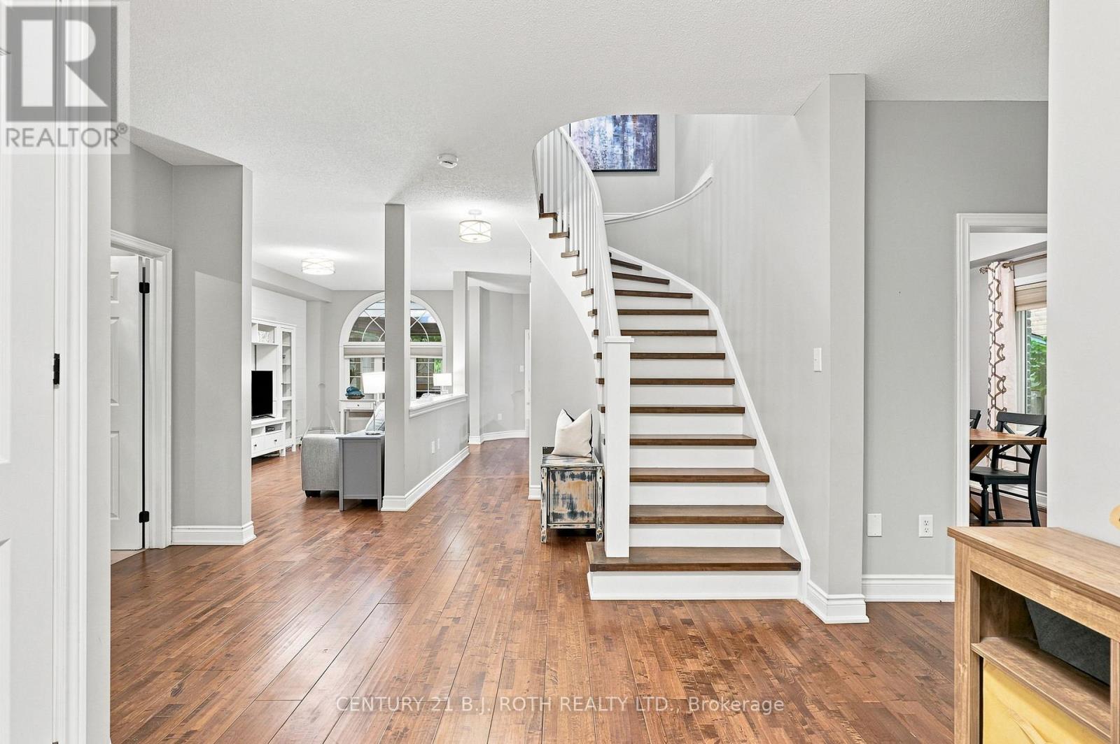 96 Penvill Trail, Barrie photo 4