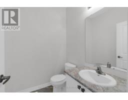 Foyer - 116 Nottingham Road, Barrie, ON L9J0L4 Photo 8