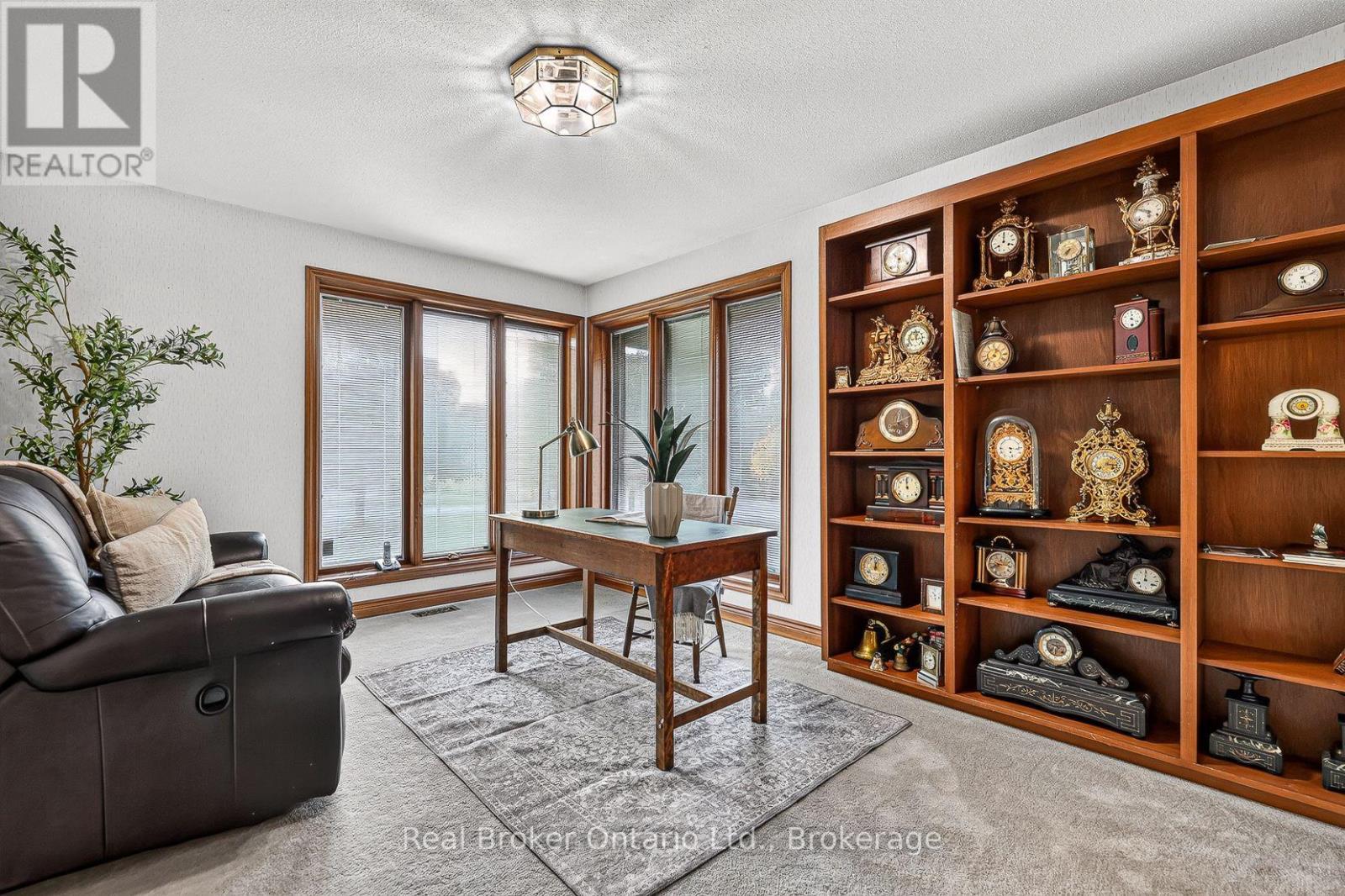 11 ELISABETH STREET - 24
