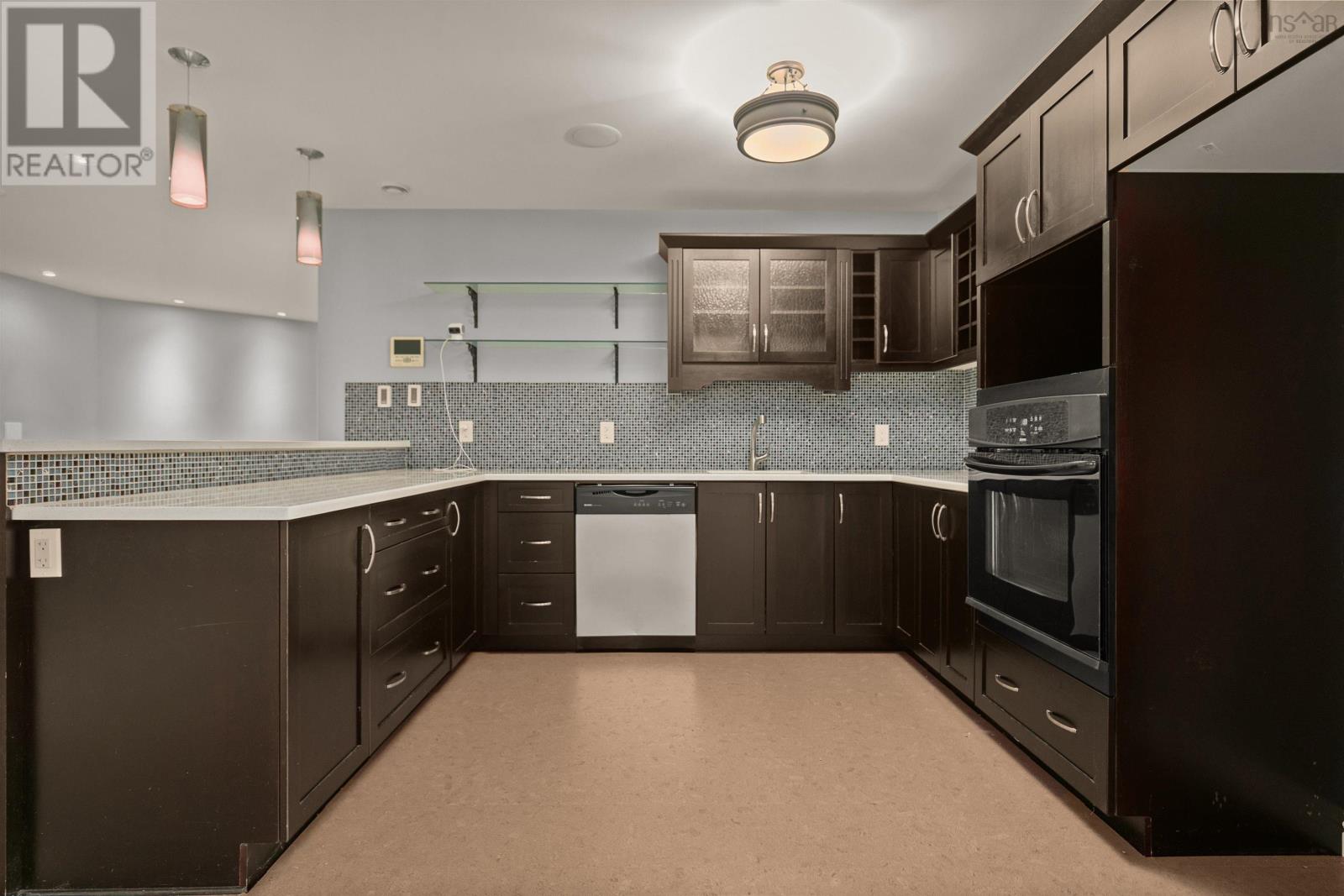 82 Helmsman Court - Image 41