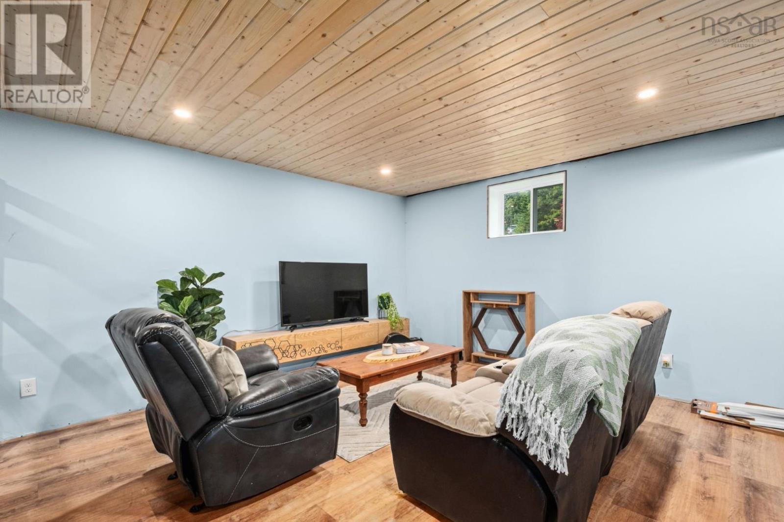 57 Bayview Drive - Image 21