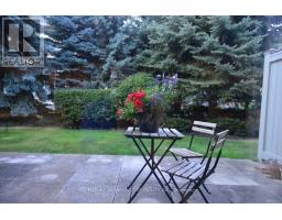 16 St Lawrence Drive, Mississauga, ON L5G4V6 Photo 10