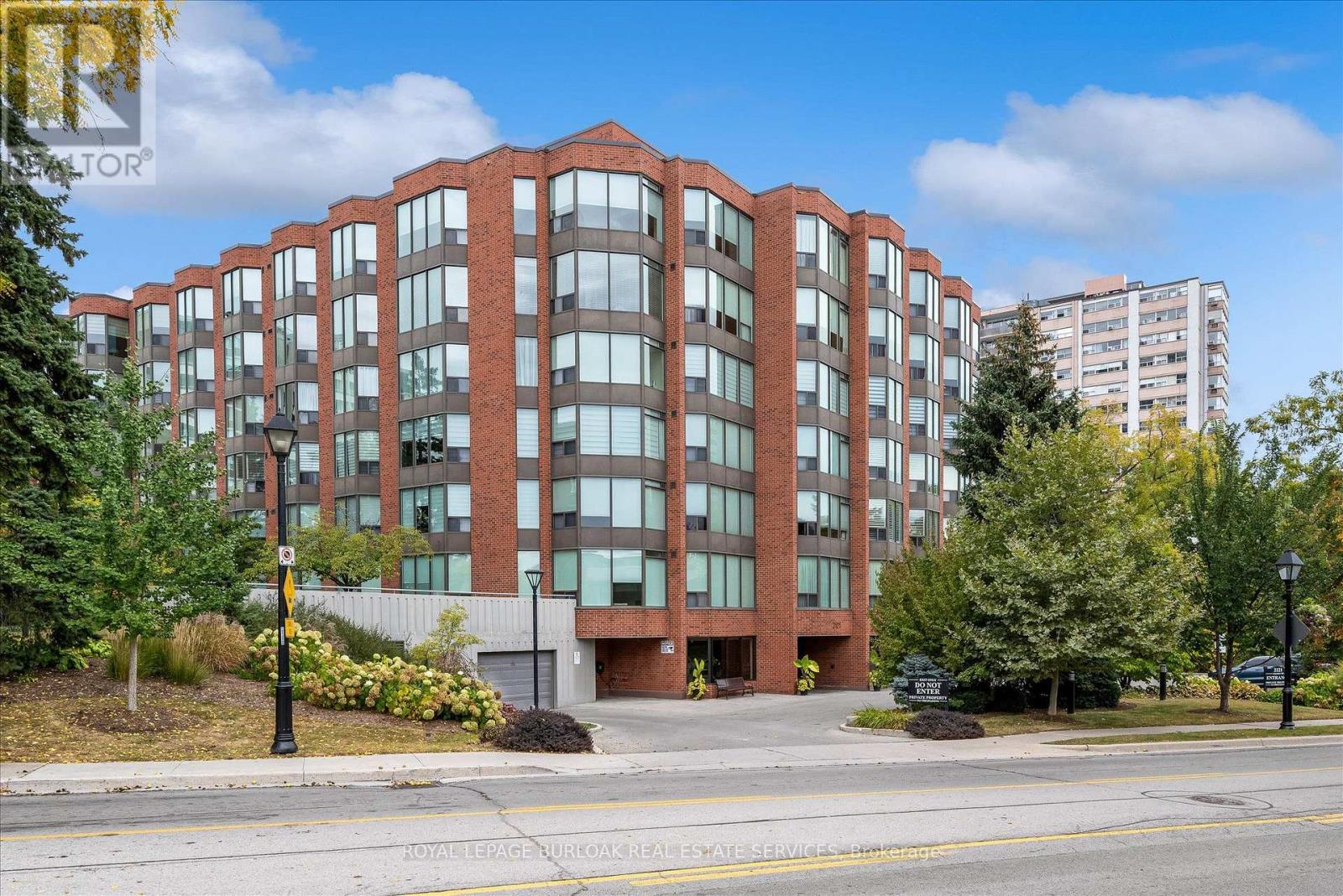 #404 2121 LAKESHORE ROAD - 6