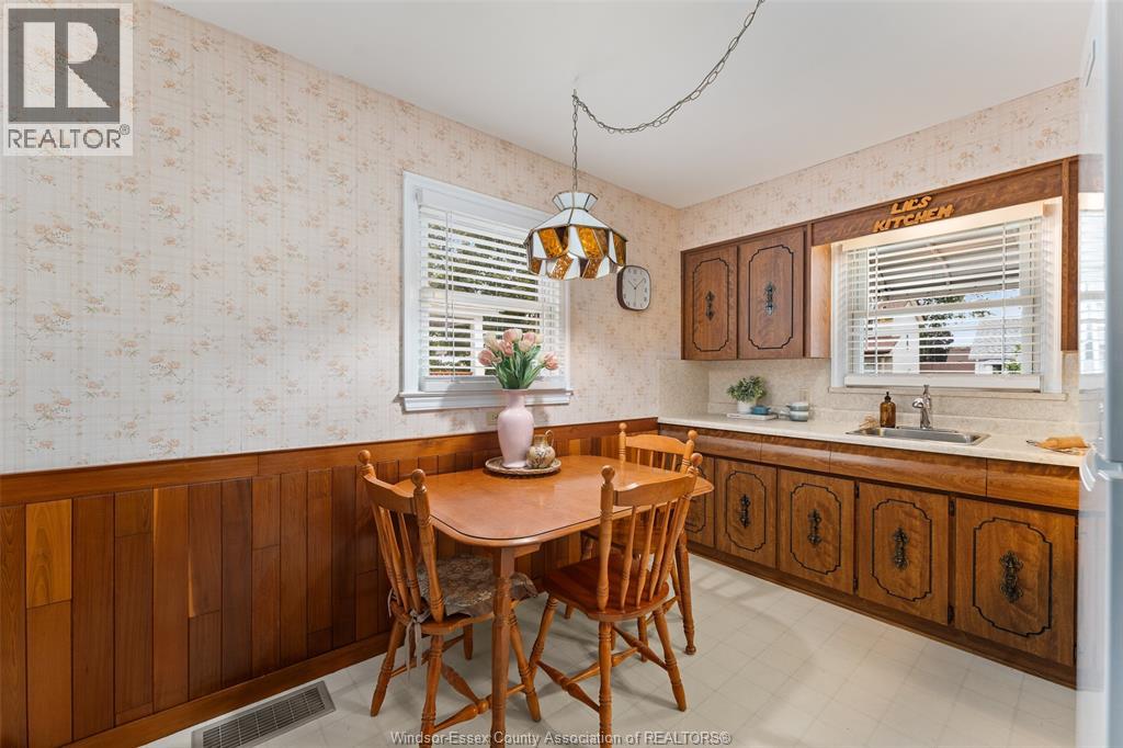 1375 BERNARD ROAD - Image 19
