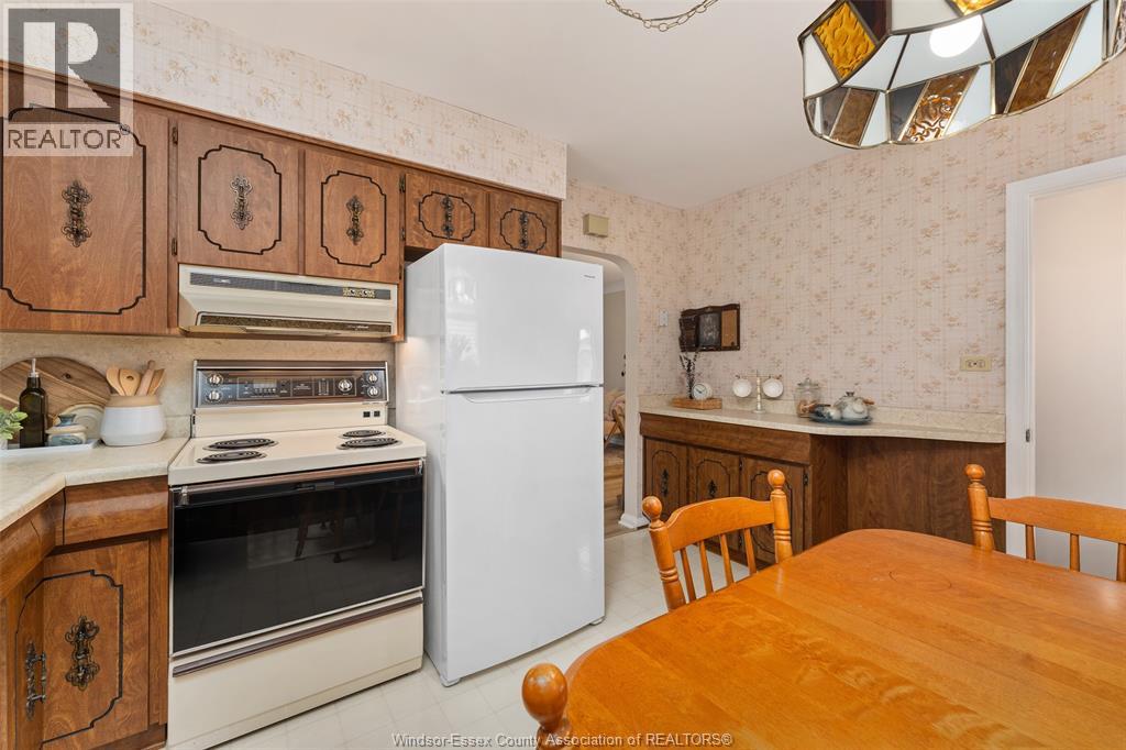 1375 BERNARD ROAD - Image 21