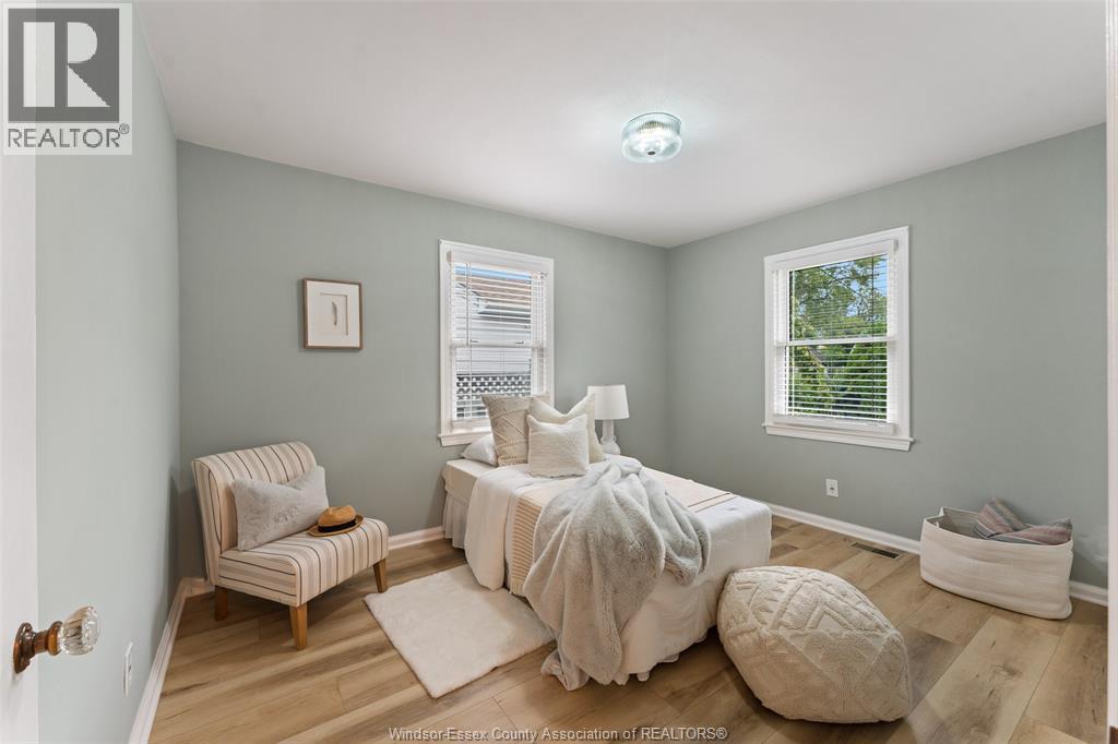 1375 BERNARD ROAD - 25