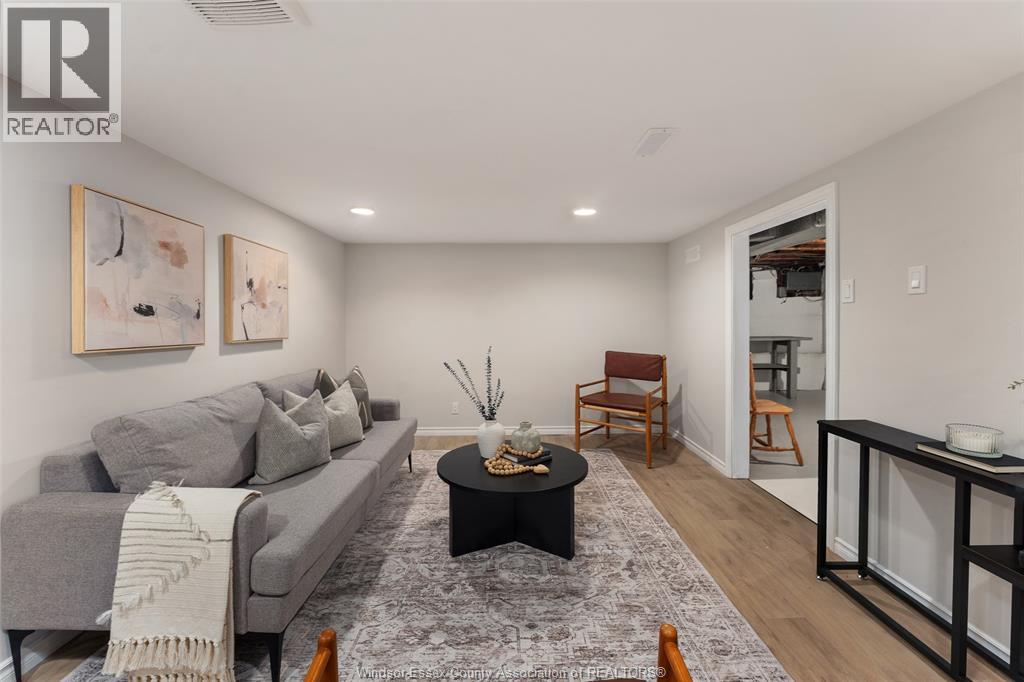 1375 BERNARD ROAD - Image 29