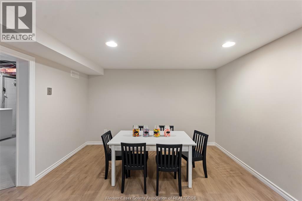 1375 BERNARD ROAD - 30