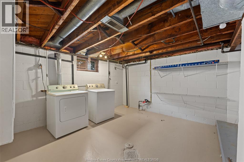 1375 BERNARD ROAD - 35