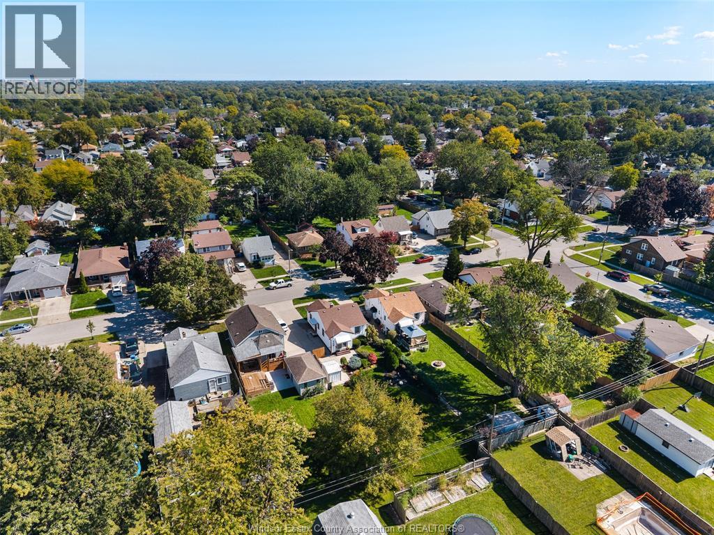 1375 BERNARD ROAD - 38
