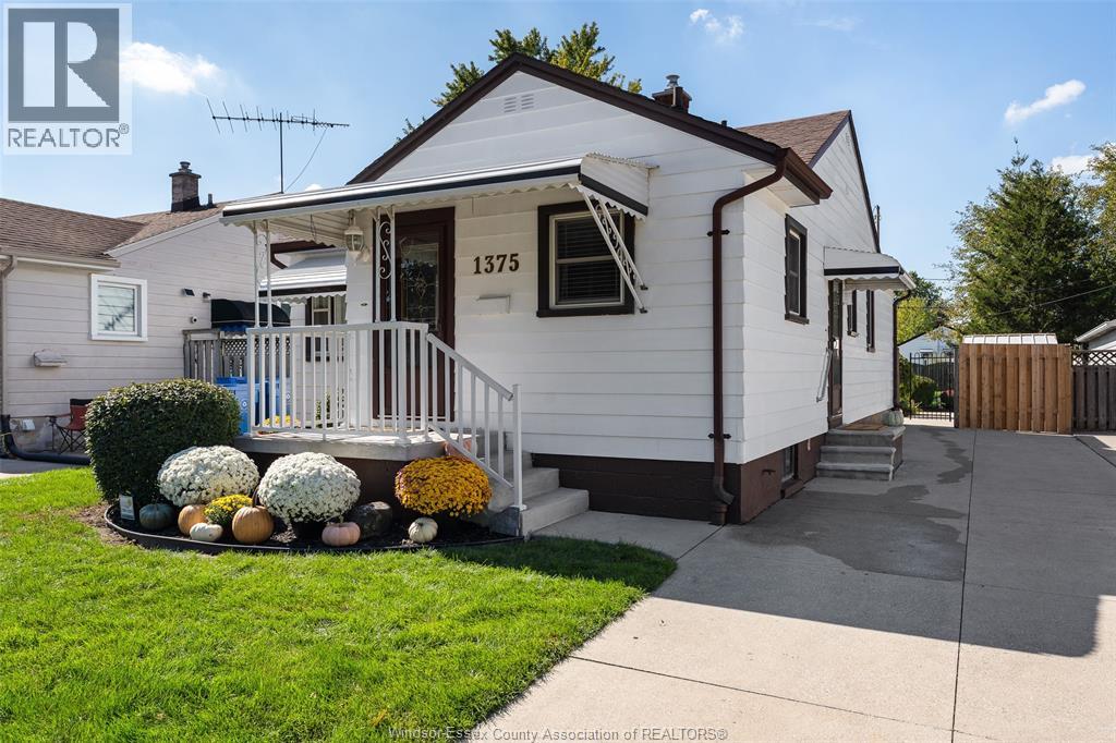 1375 BERNARD ROAD - 5