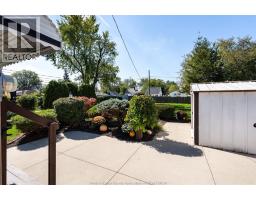 Den - 1375 Bernard Road, Windsor, ON N8Y4K2 Photo 6