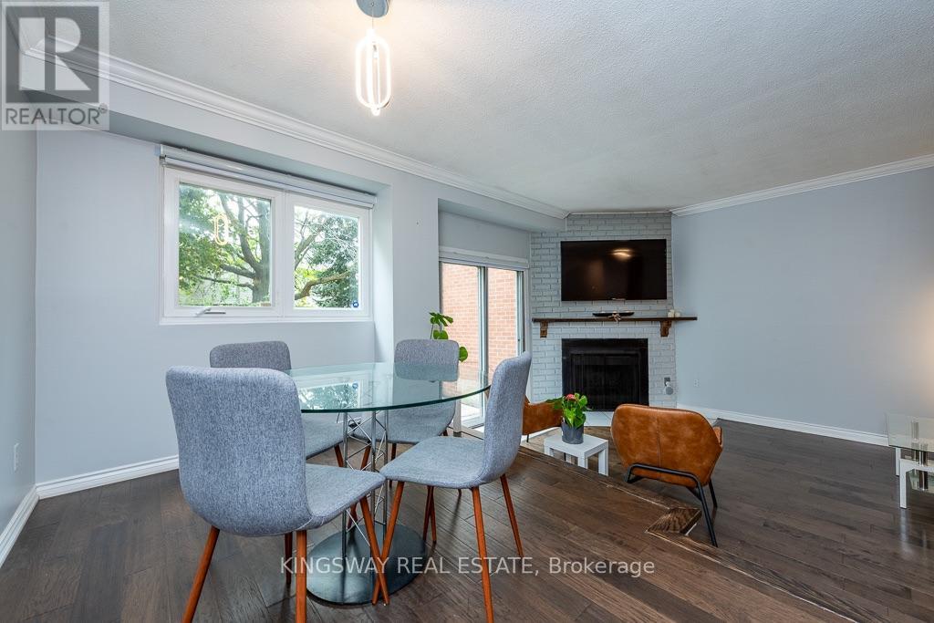 #22 525 MEADOWS BOULEVARD - Image 22