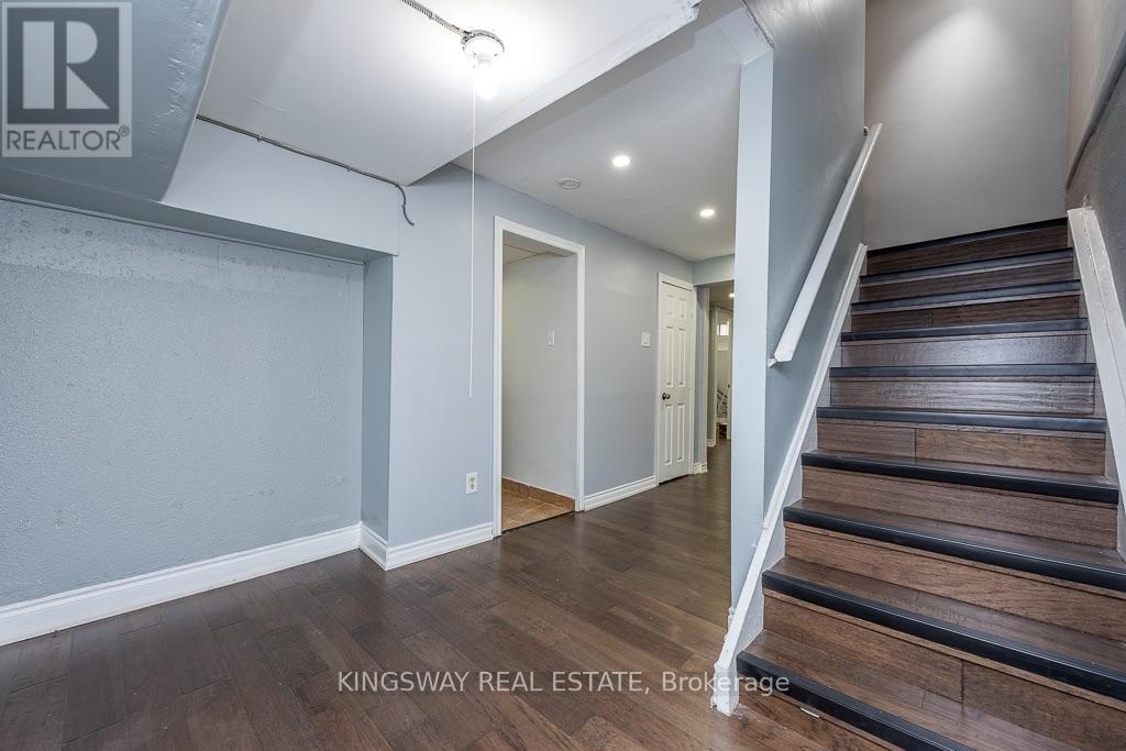 #22 525 MEADOWS BOULEVARD - 37
