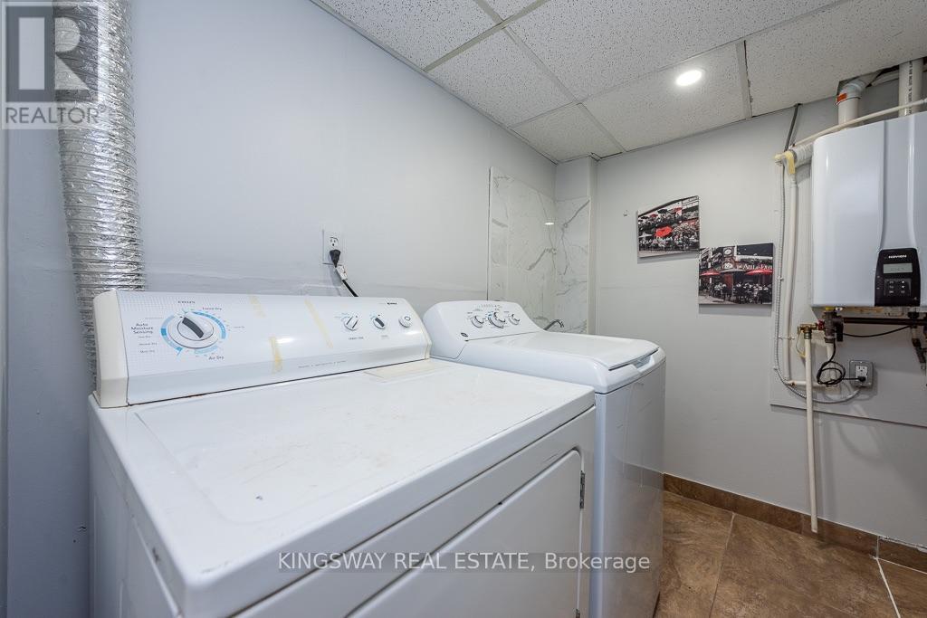 #22 525 MEADOWS BOULEVARD - 38