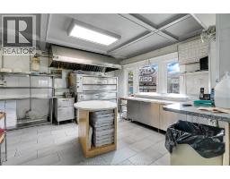 93 Erie Street South, Leamington, ON N8H3B4 Photo 9
