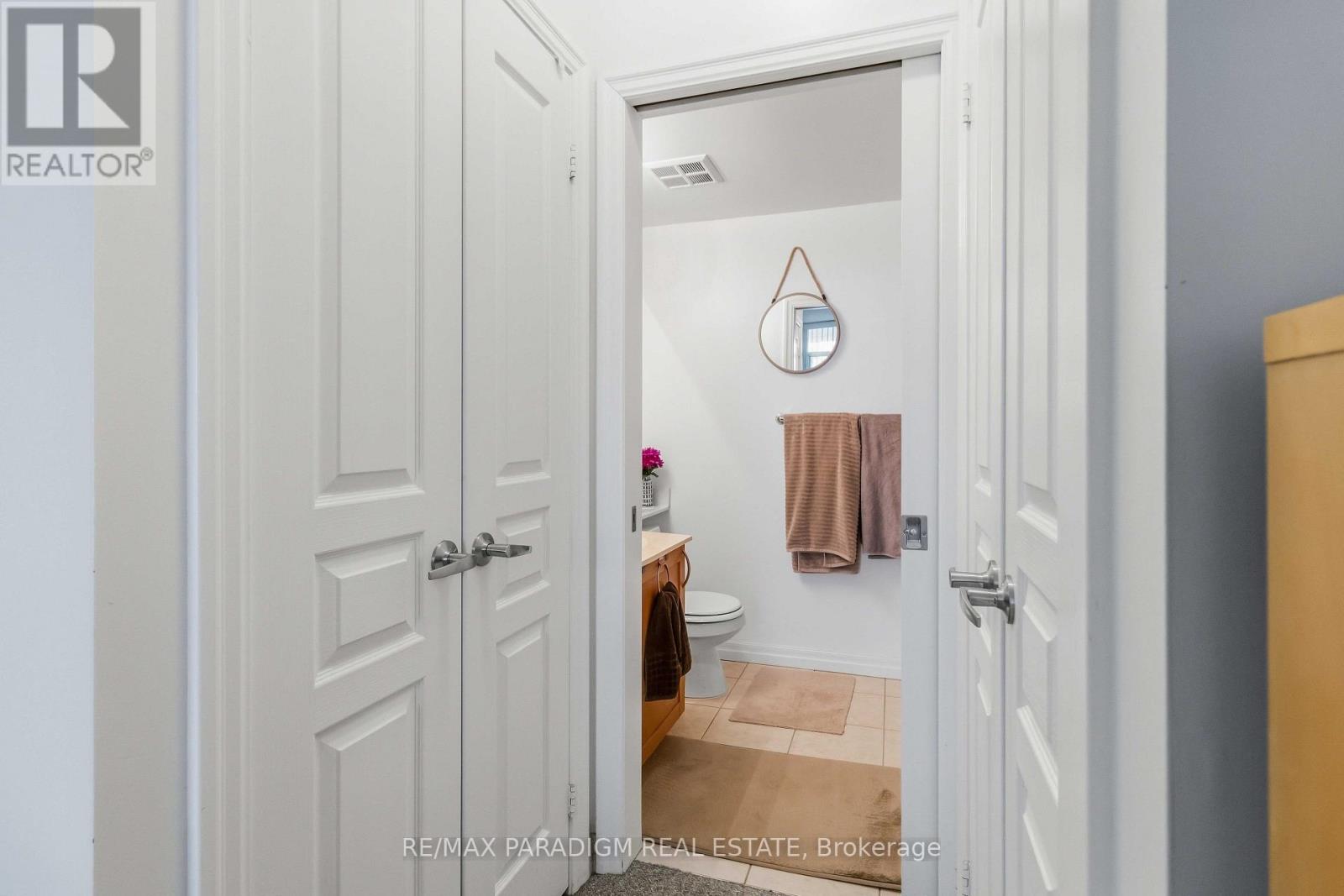 #2503 3939 DUKE OF YORK BOULEVARD - 17